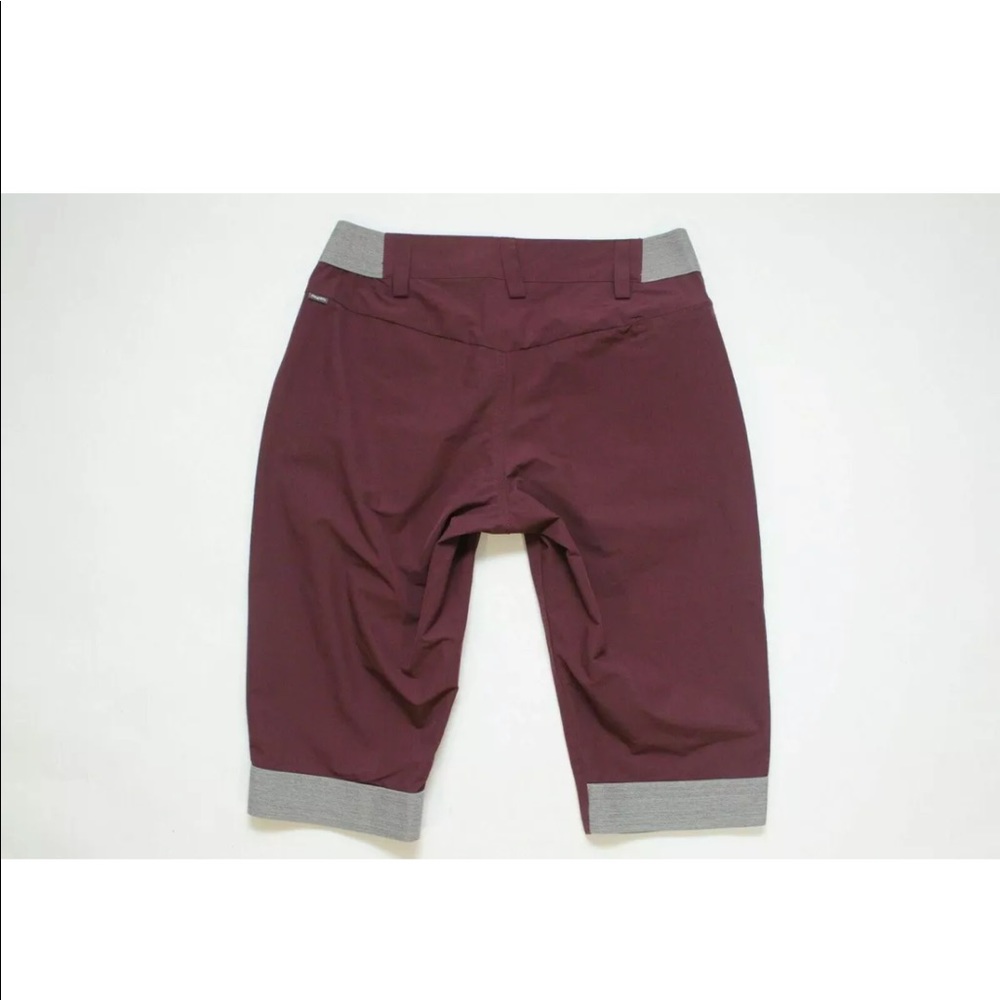 Hiking shorts burgundy very unique style size 4